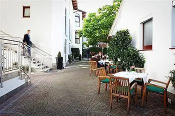 Stuempelstal Konukevi 3*